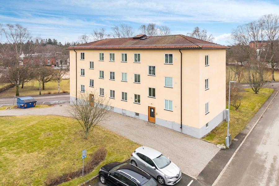 Domsagevägen 8B, 461 33 Trollhättan