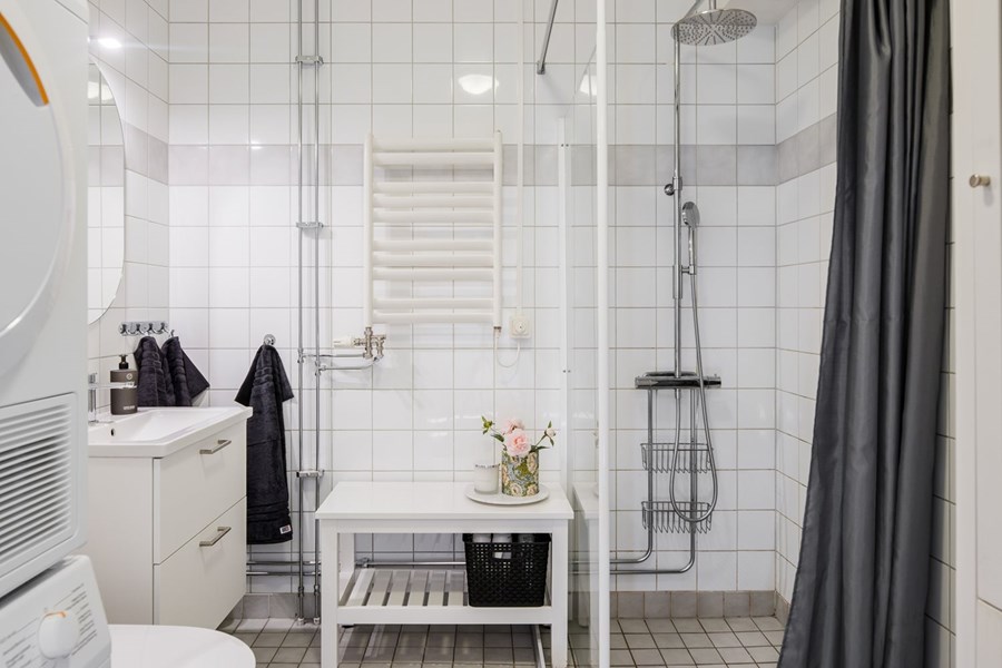 Furuhällsvägen 72, 531 58 Lidköping