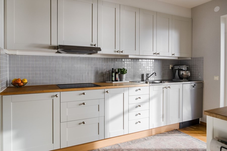 Furuhällsvägen 72, 531 58 Lidköping