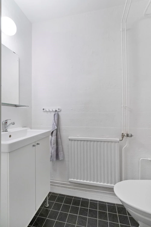 Wc till övernattningslägenhet.