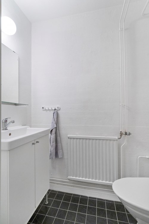 Wc till övernattningslägenhet.