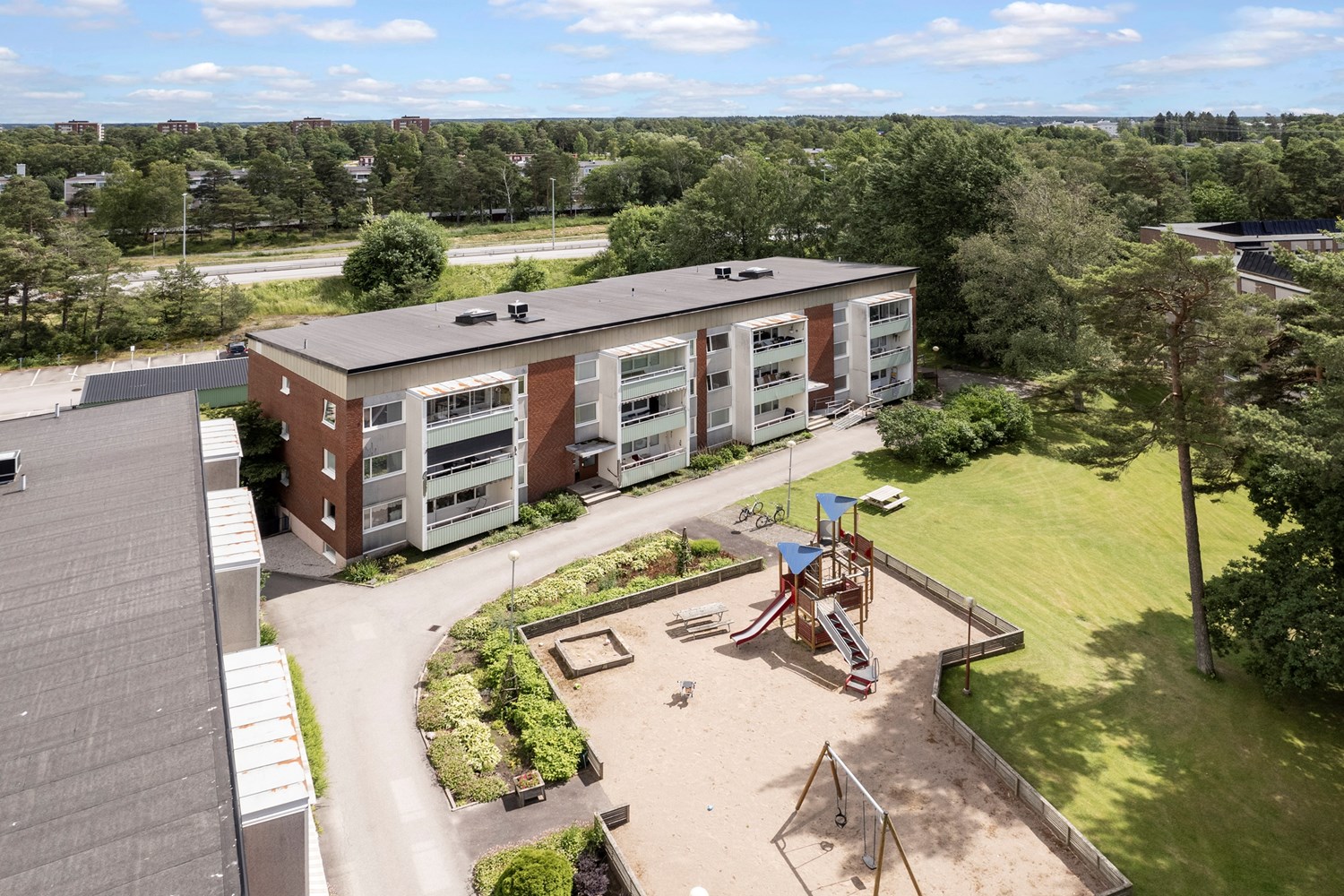 Karlstorpsvägen 123